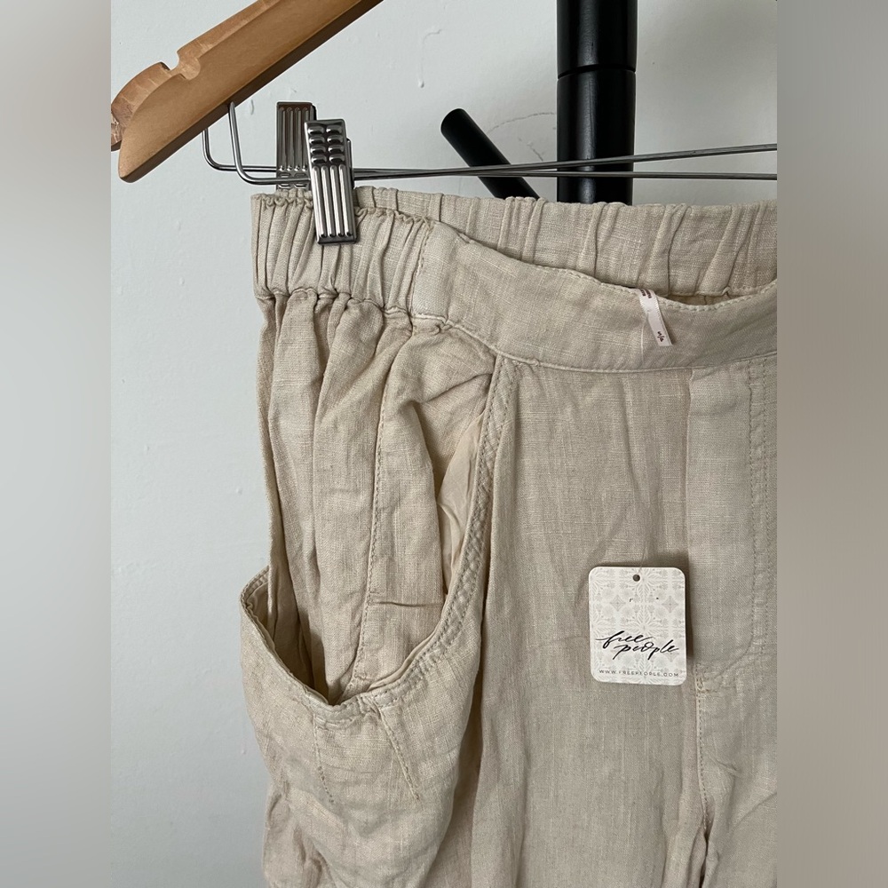 NWT FREE PEOPLE High Road Solid Pull-On Barrel Pants | Birch/Tan MSRP $78 Size S - Picture 10 of 10